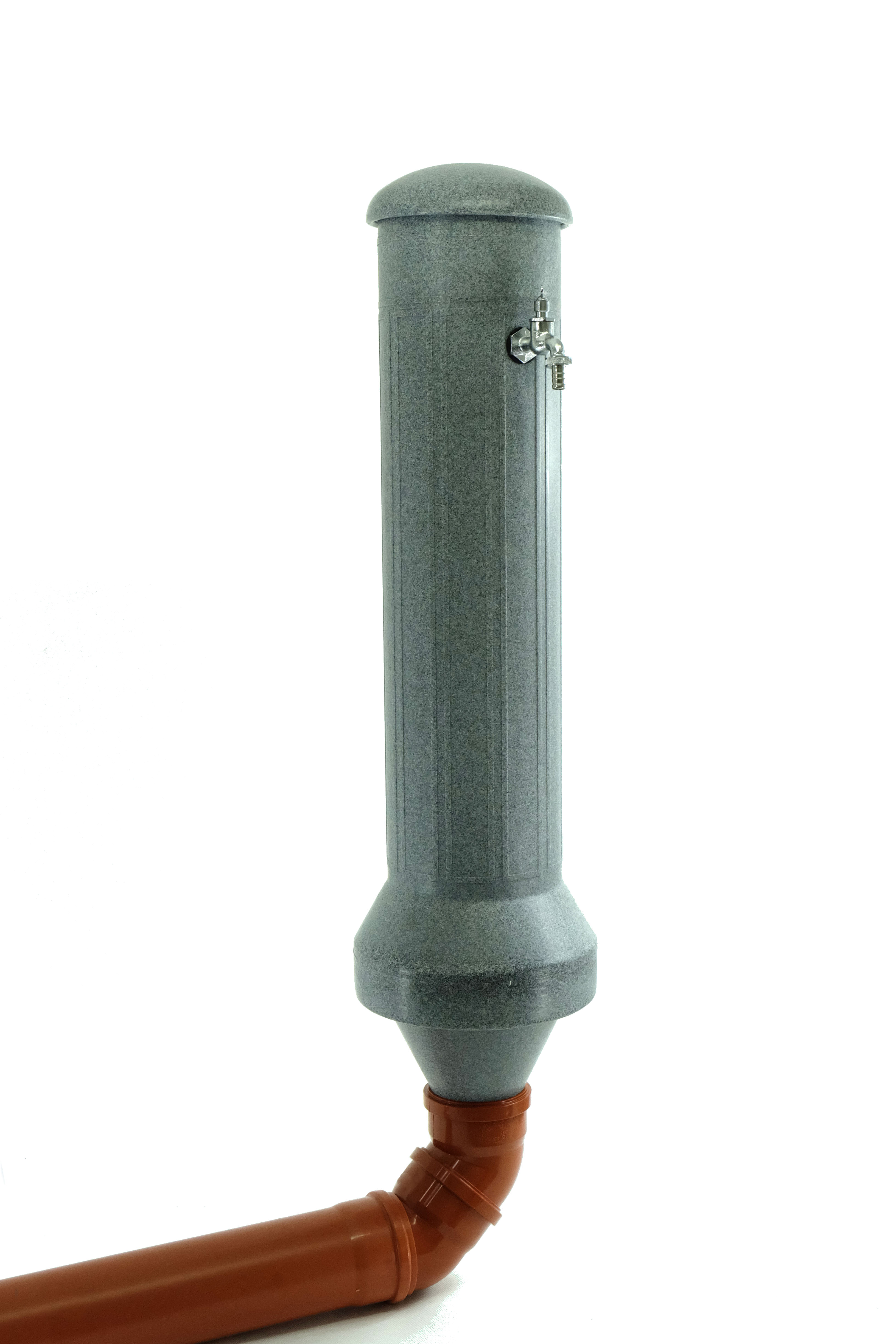 Wasserzapfsäule mit Wasserhahn