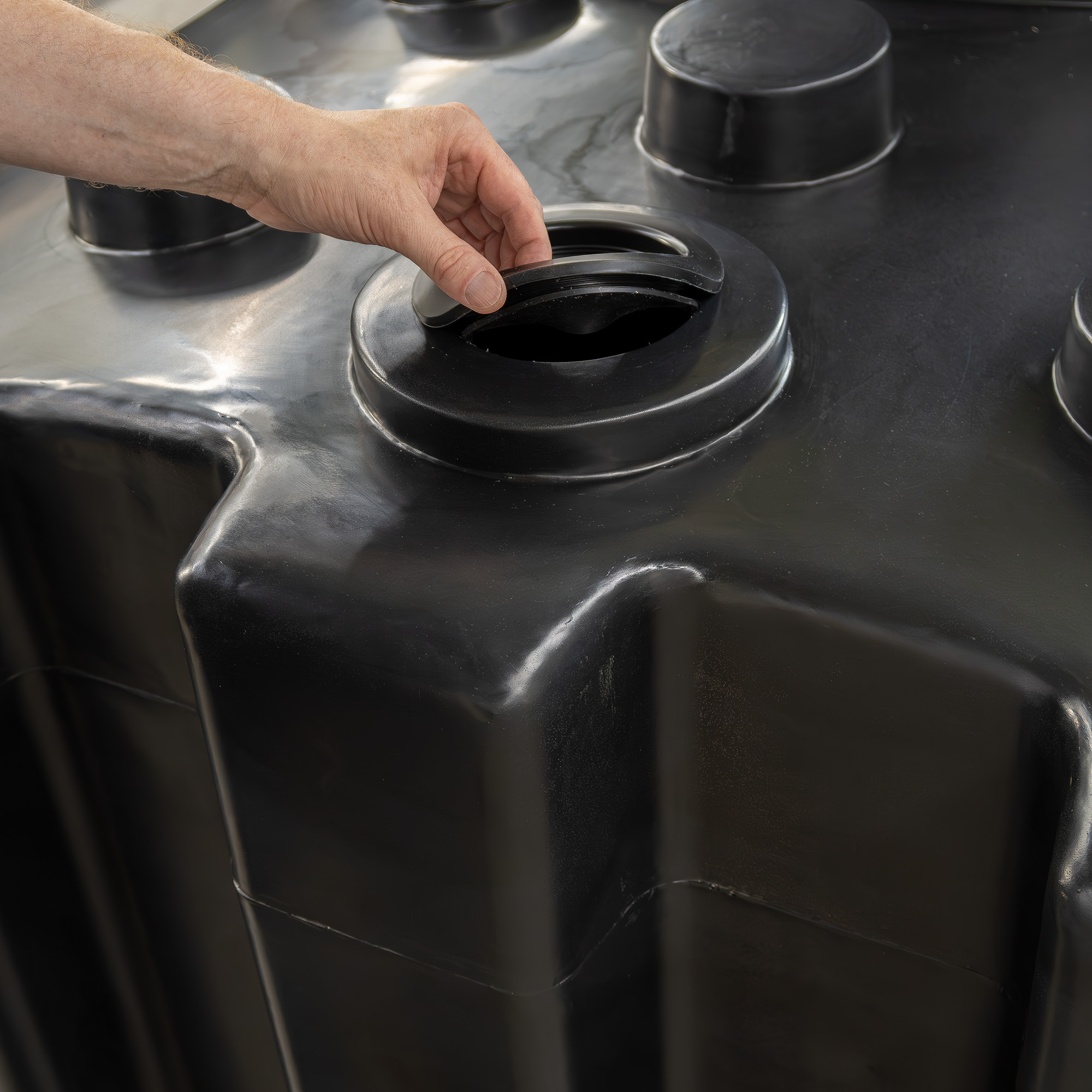 Flachtank 2000 Liter, Detail Inspektionsdeckel