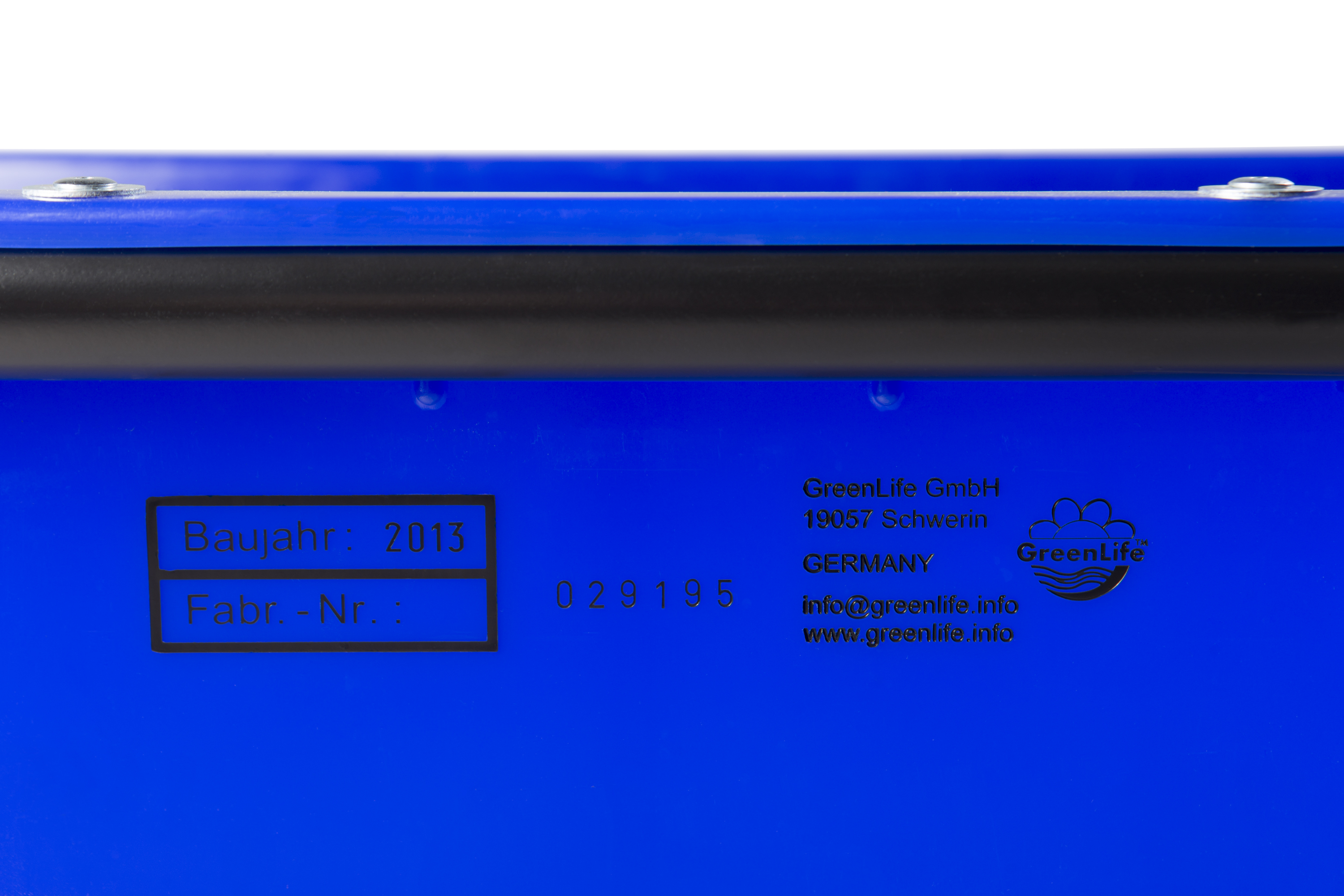 Blauer 200-Liter-Kasten, kranbar, TÜV-geprüft