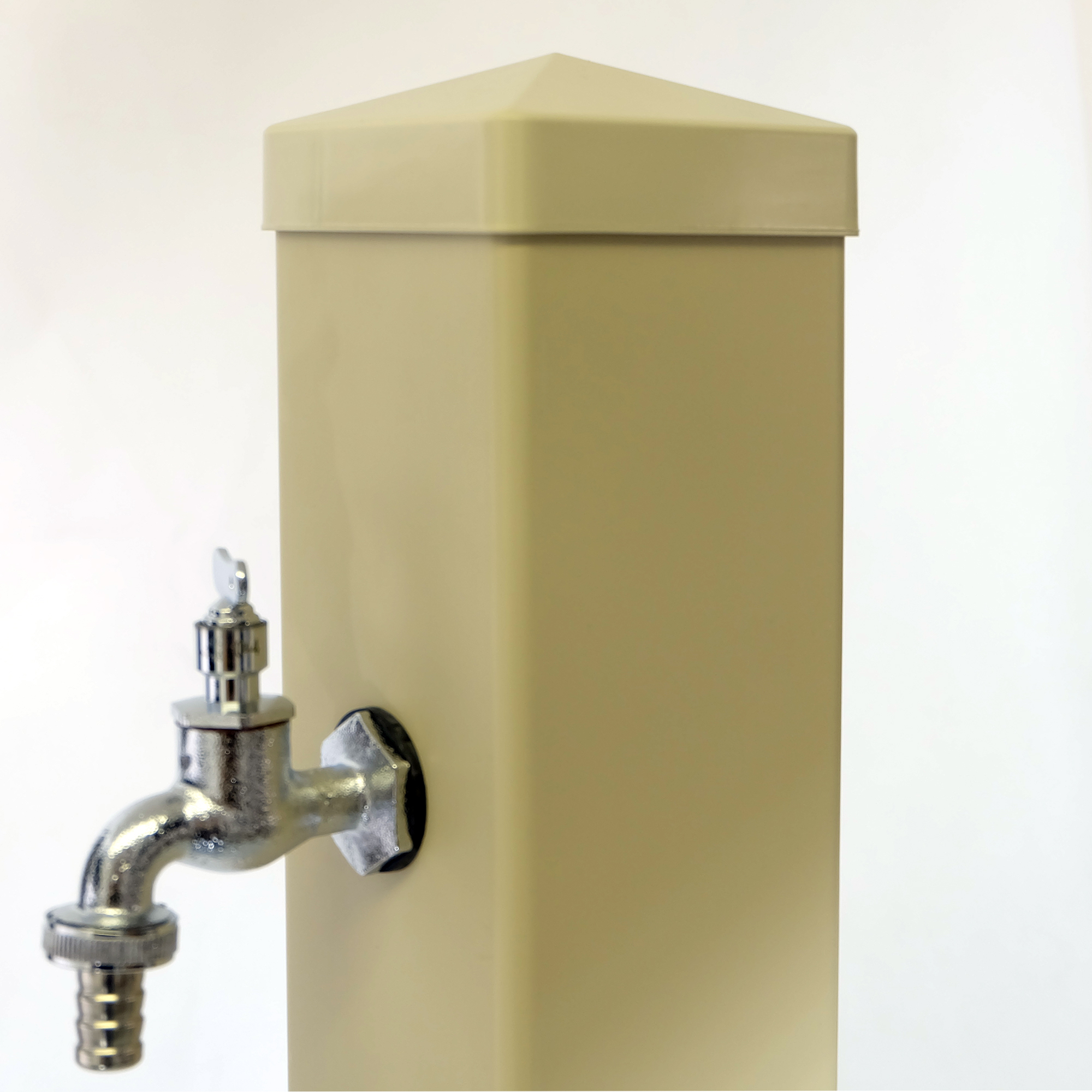 Gartenzapfsäule Sandbeige – Detailansicht